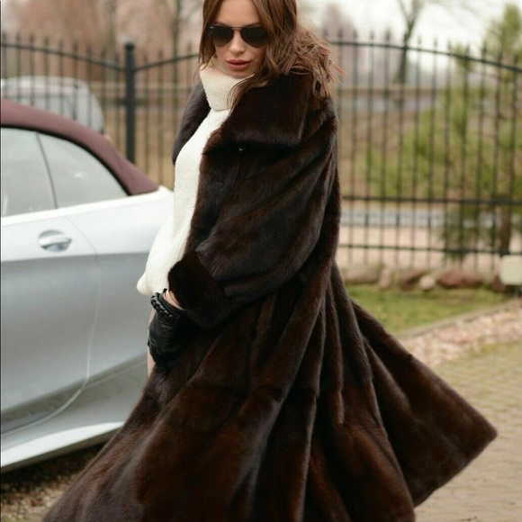 NEW $8K La Furia ROYAL SAGA Mink Fur Swinger Coat - Picture 5 of 8